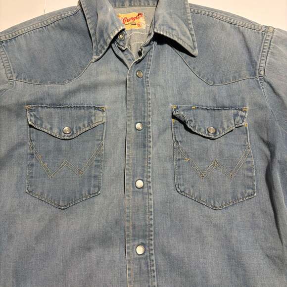 1960s/1970's Wrangler Denim Shirt With Big Embroidery - Picture 2 of 11